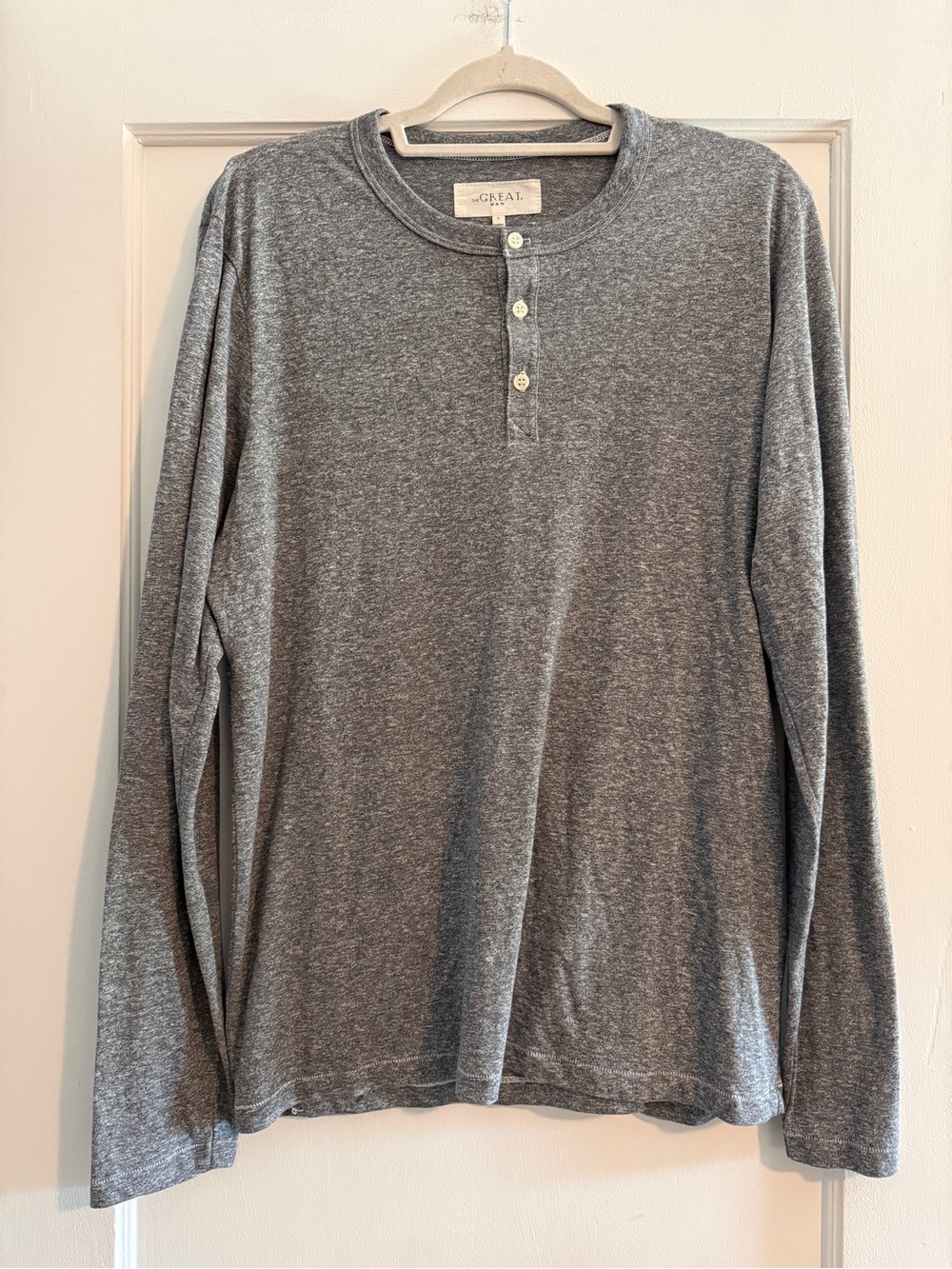THE GREAT. Long-Sleeve Poly Cotton Henley Shirt Heathered Grey Size 3
